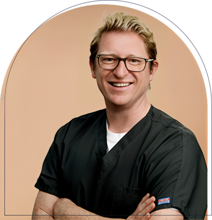 Portrait of Dr Darren Cromey